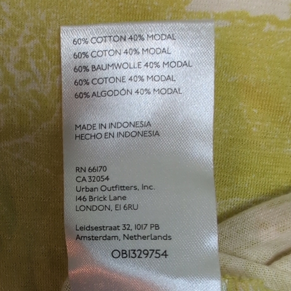 Pilcro Short Sleeve Blouse. NWT Small. - Picture 7 of 7